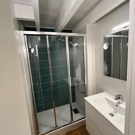 Appt 6- 8 Personnes Plein Centre 2 Places Parking