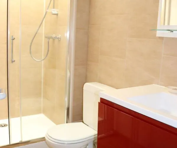 Appt 6- 8 Personnes Plein Centre 2 Places Parking Cauterets